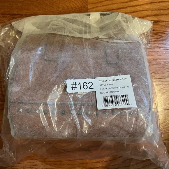 NEW French Connection Artemis Knotted Top Handle Crossbody in Cognac - Picture 5 of 5